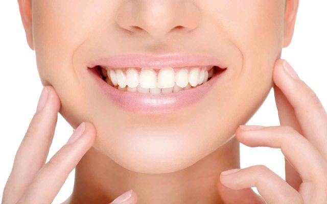 How whitening strips can damage your teeth How whitening strips can damage your teeth